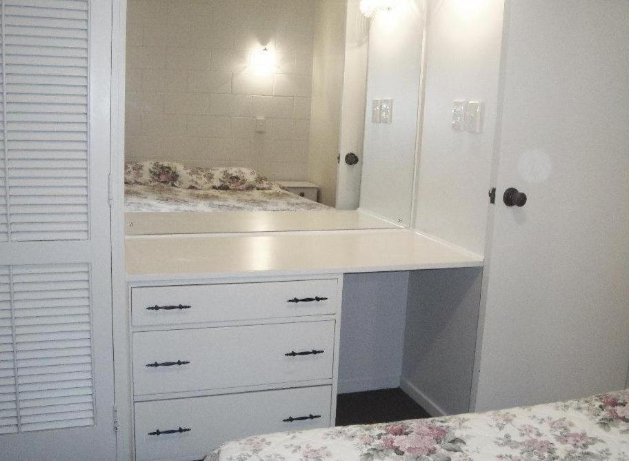 Browns Bay Olive Tree Motel & Apartment Okura Bush Room photo